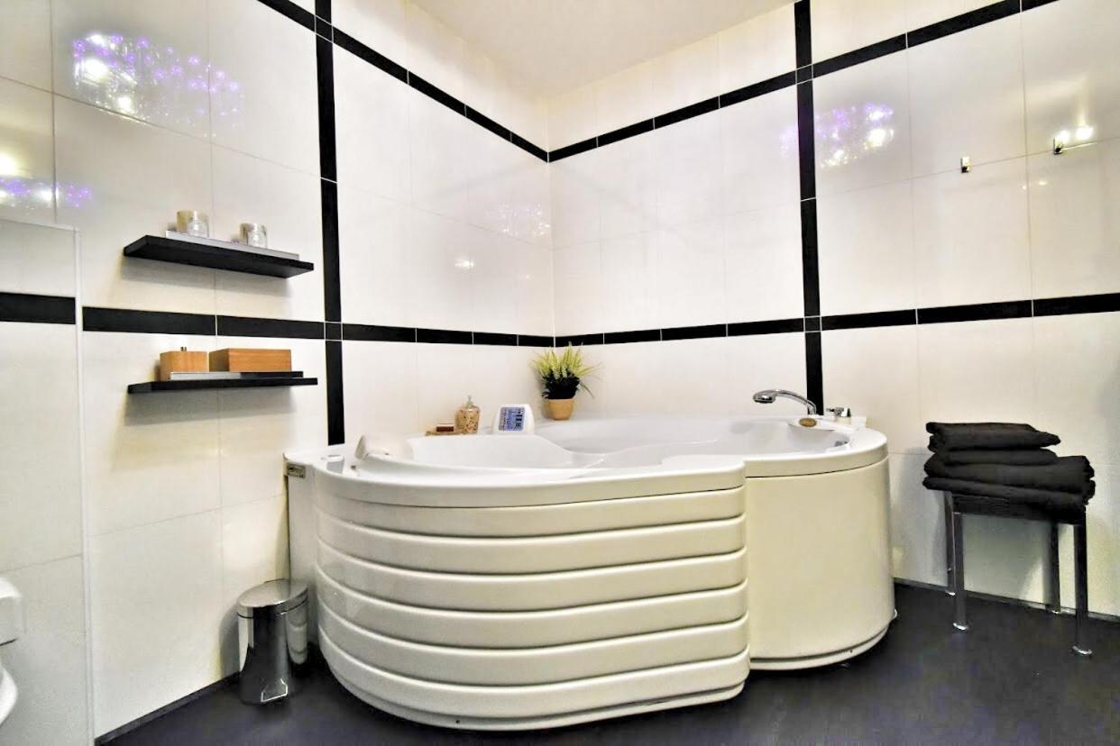 Apartment Okruzni Špindlerŭv Mlýn Eksteriør billede